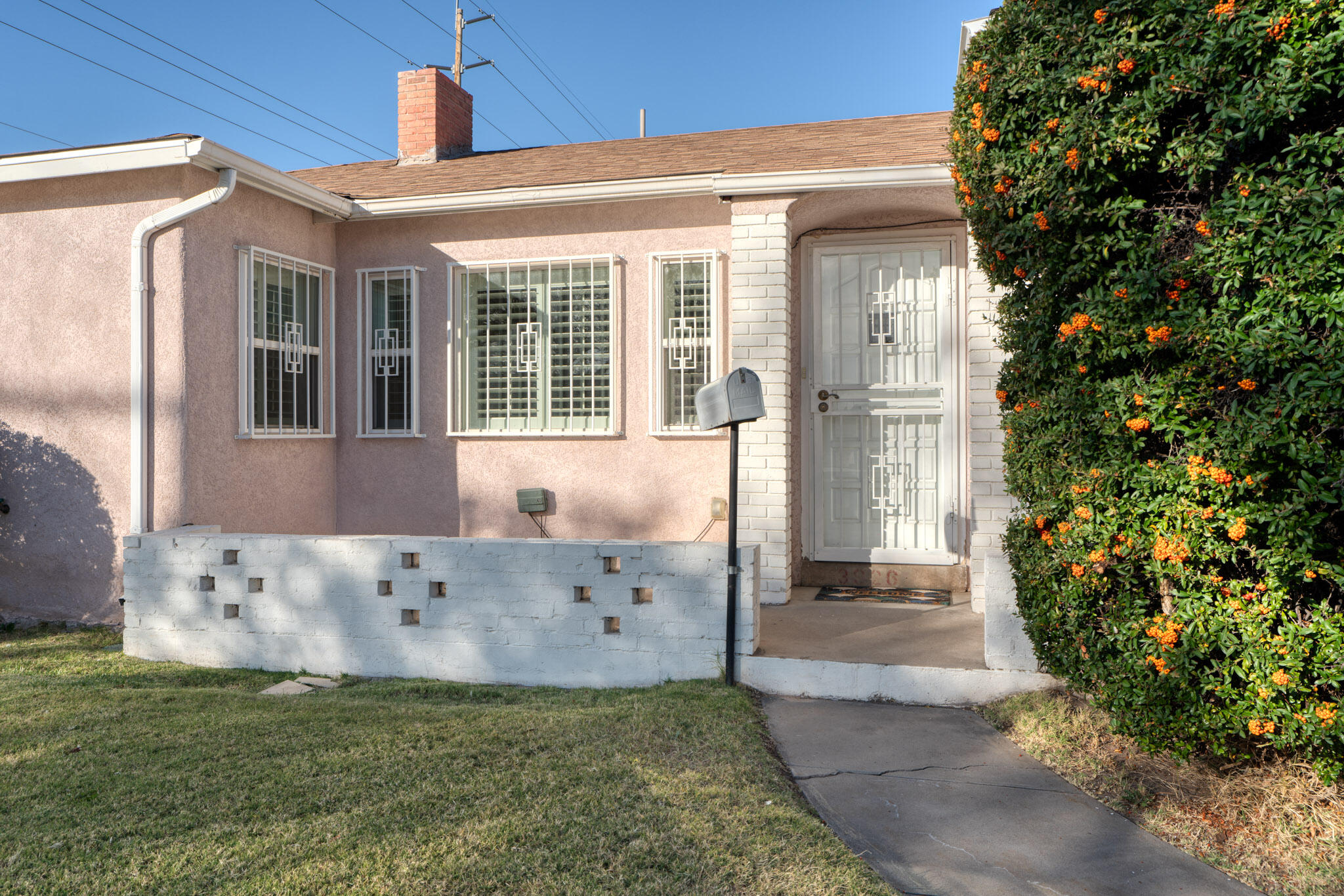 3926 MESA VERDE Avenue NE
