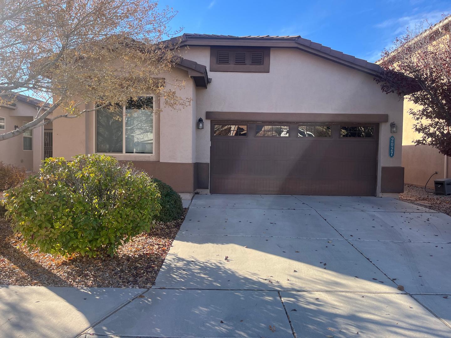 2027 Maywood Drive SE