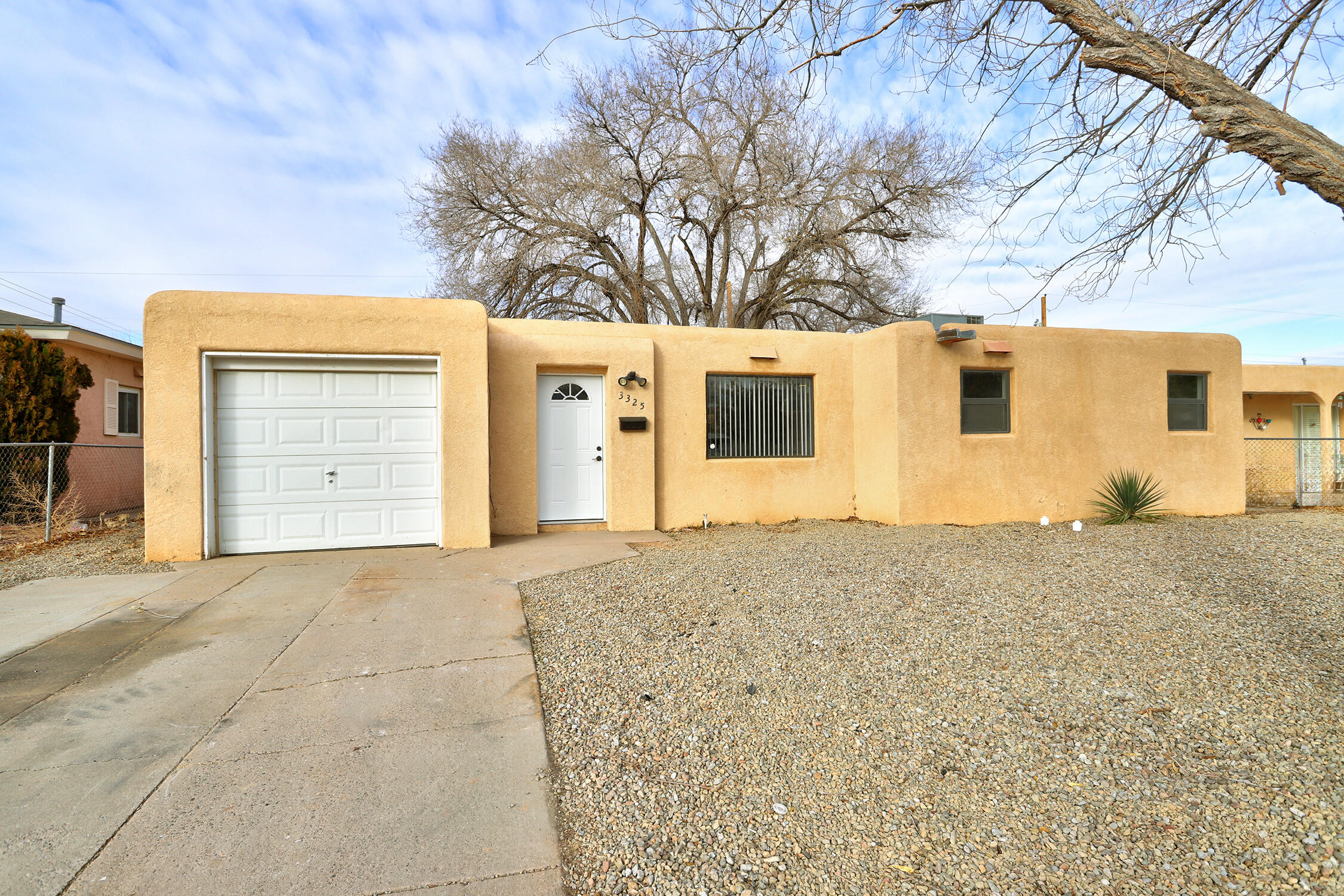 3325 CARDENAS Drive NE
