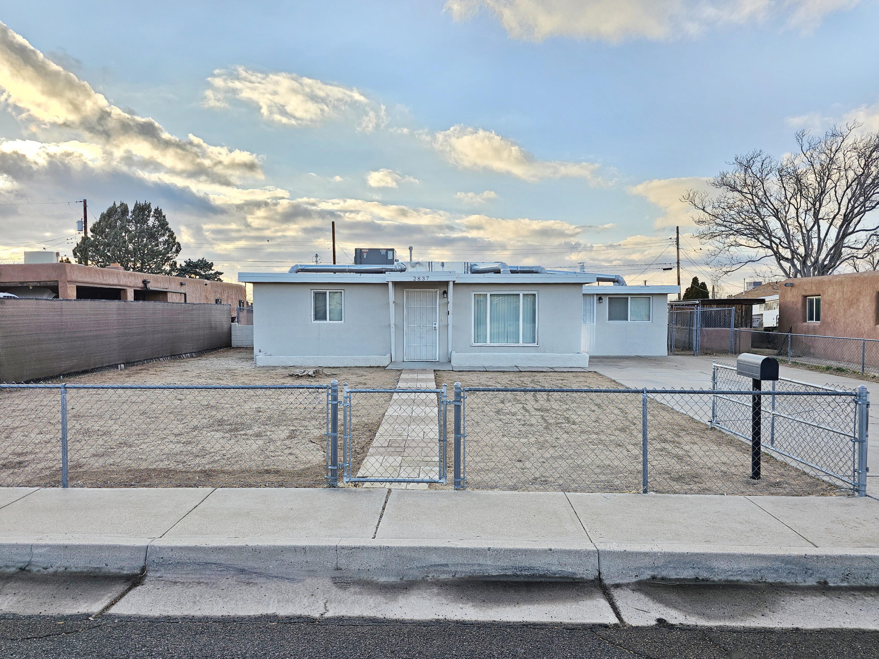 2837 ALISO Drive NE