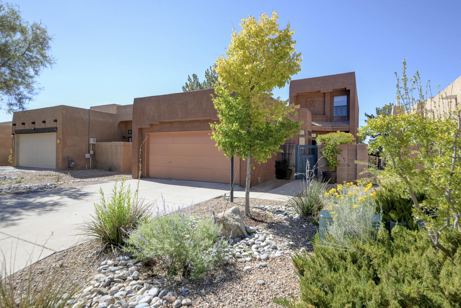 2153 Black Willow Drive NE