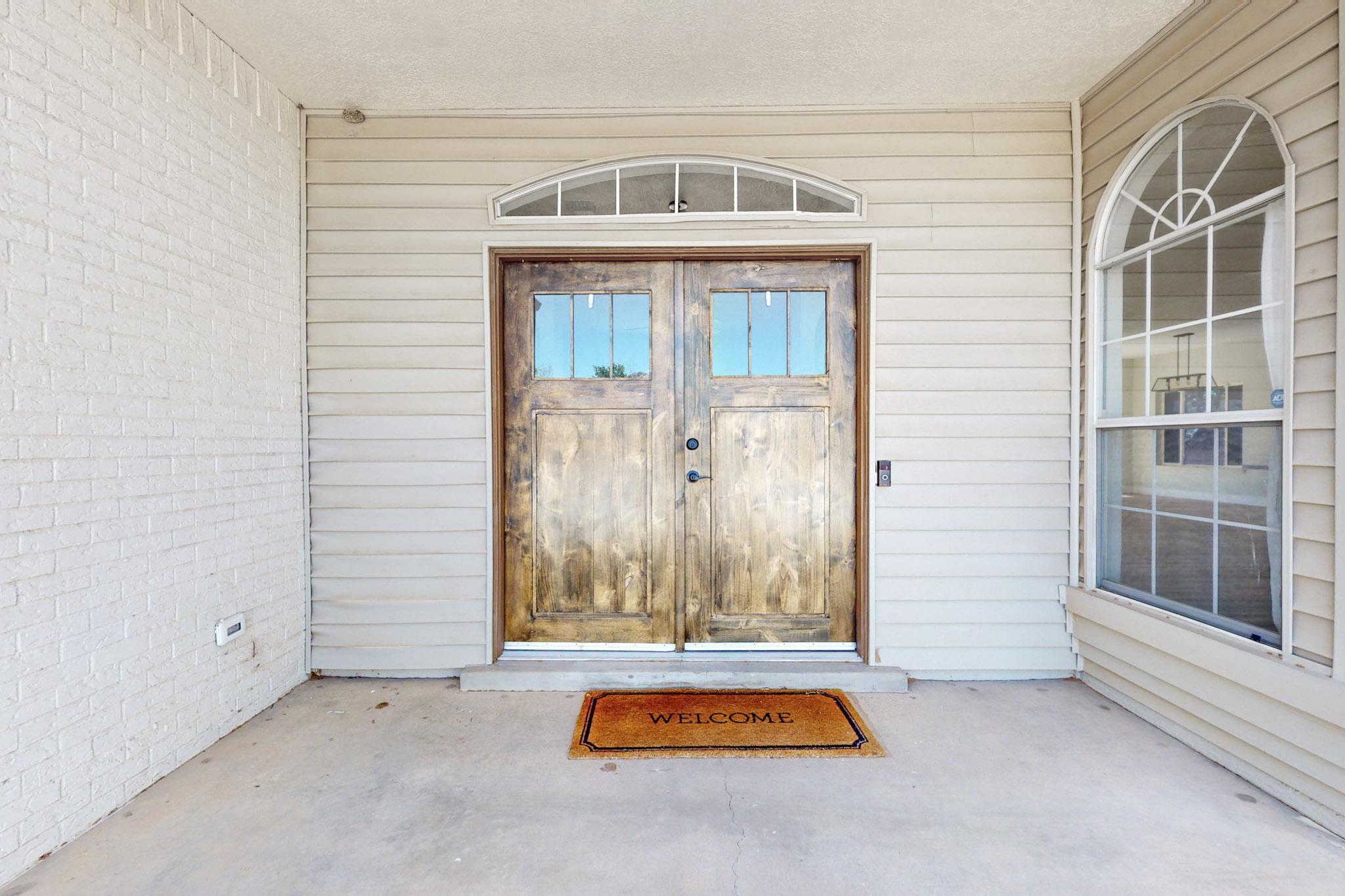 916 CANVASBACK Road NE