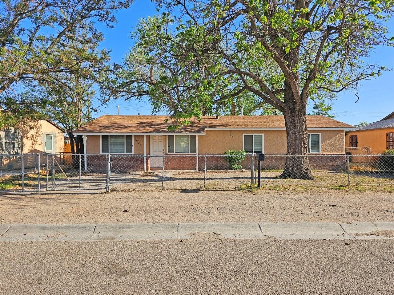 1620 MCEWEN Court SW