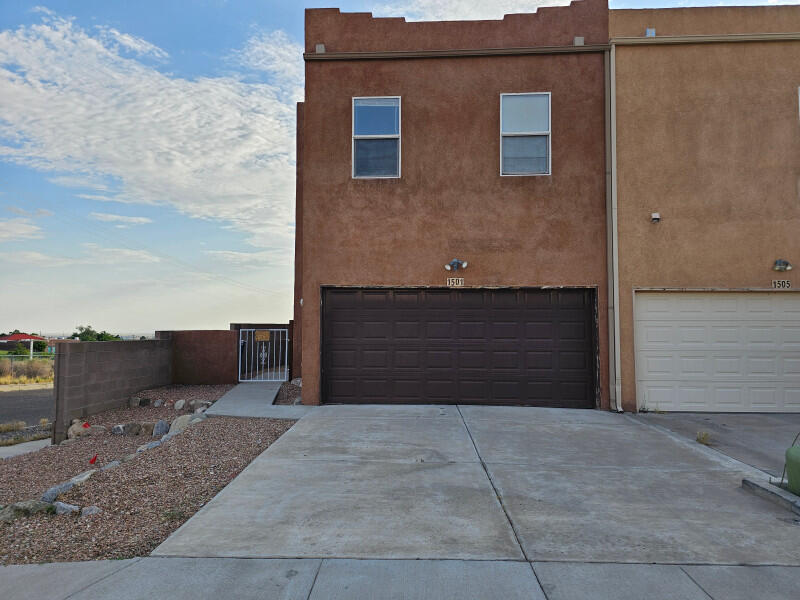 1501 OCEAN BREEZE Drive NE