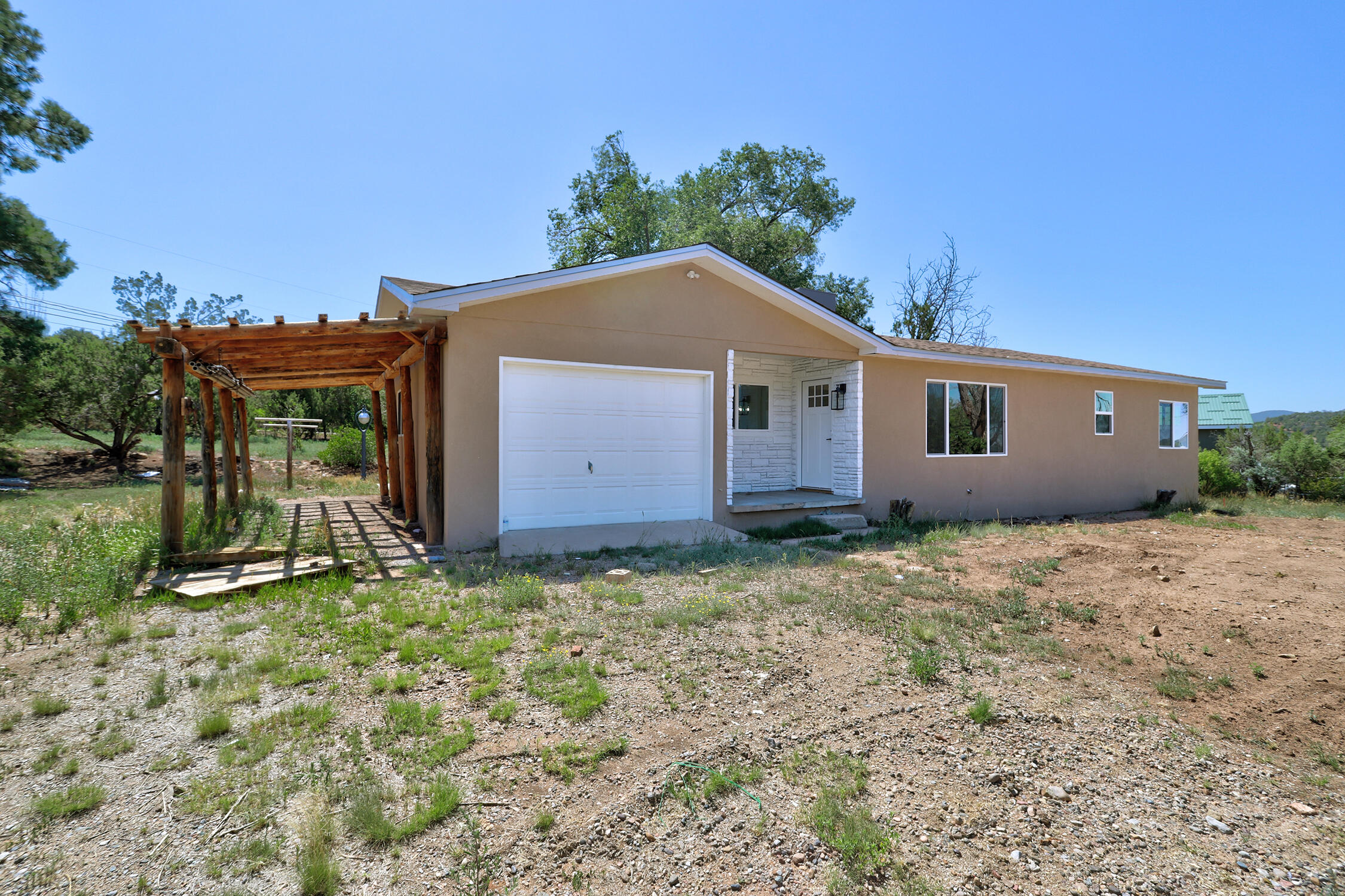210 RINCON LOOP Road