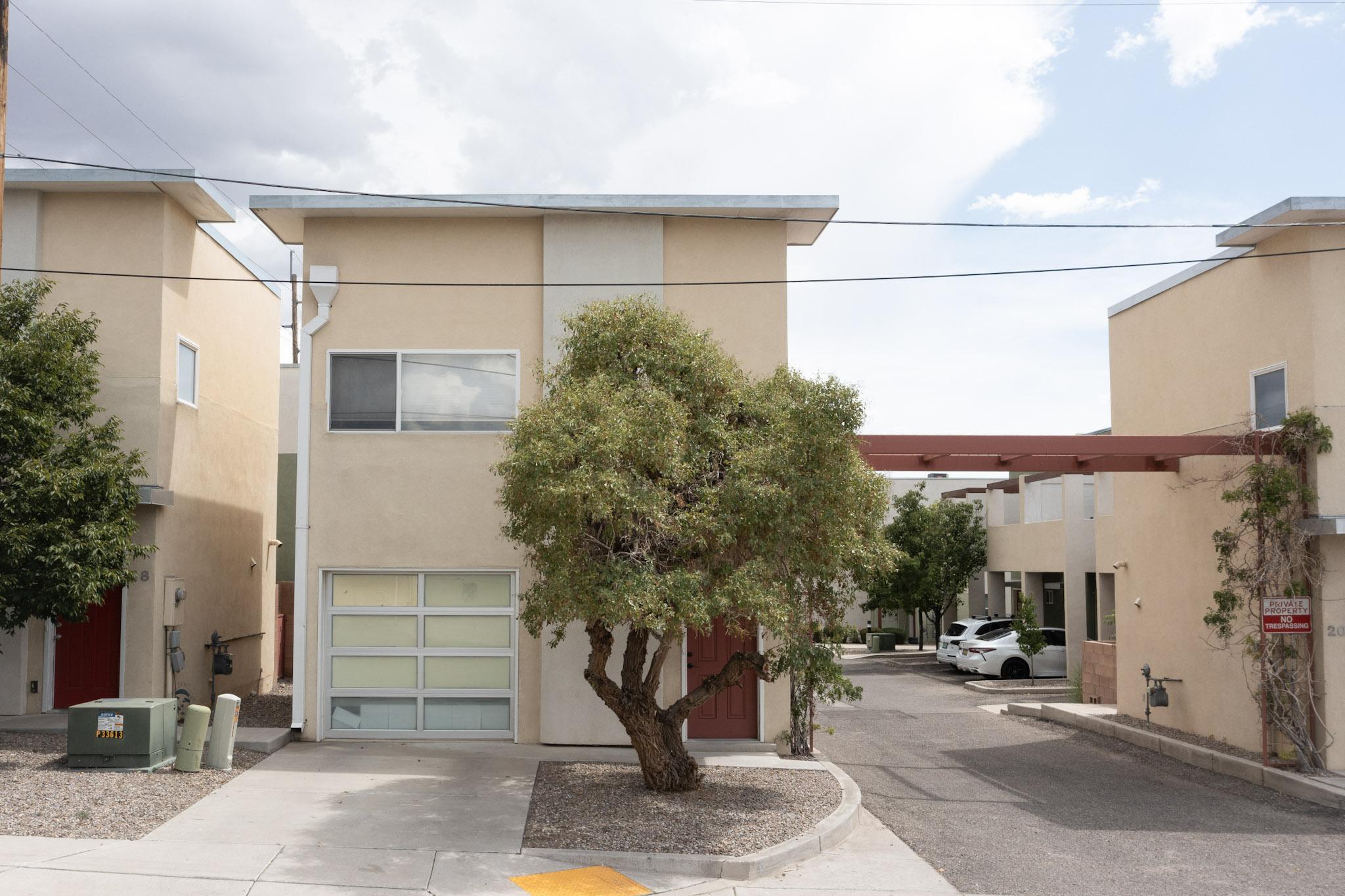 702 Broadway Boulevard SE 19