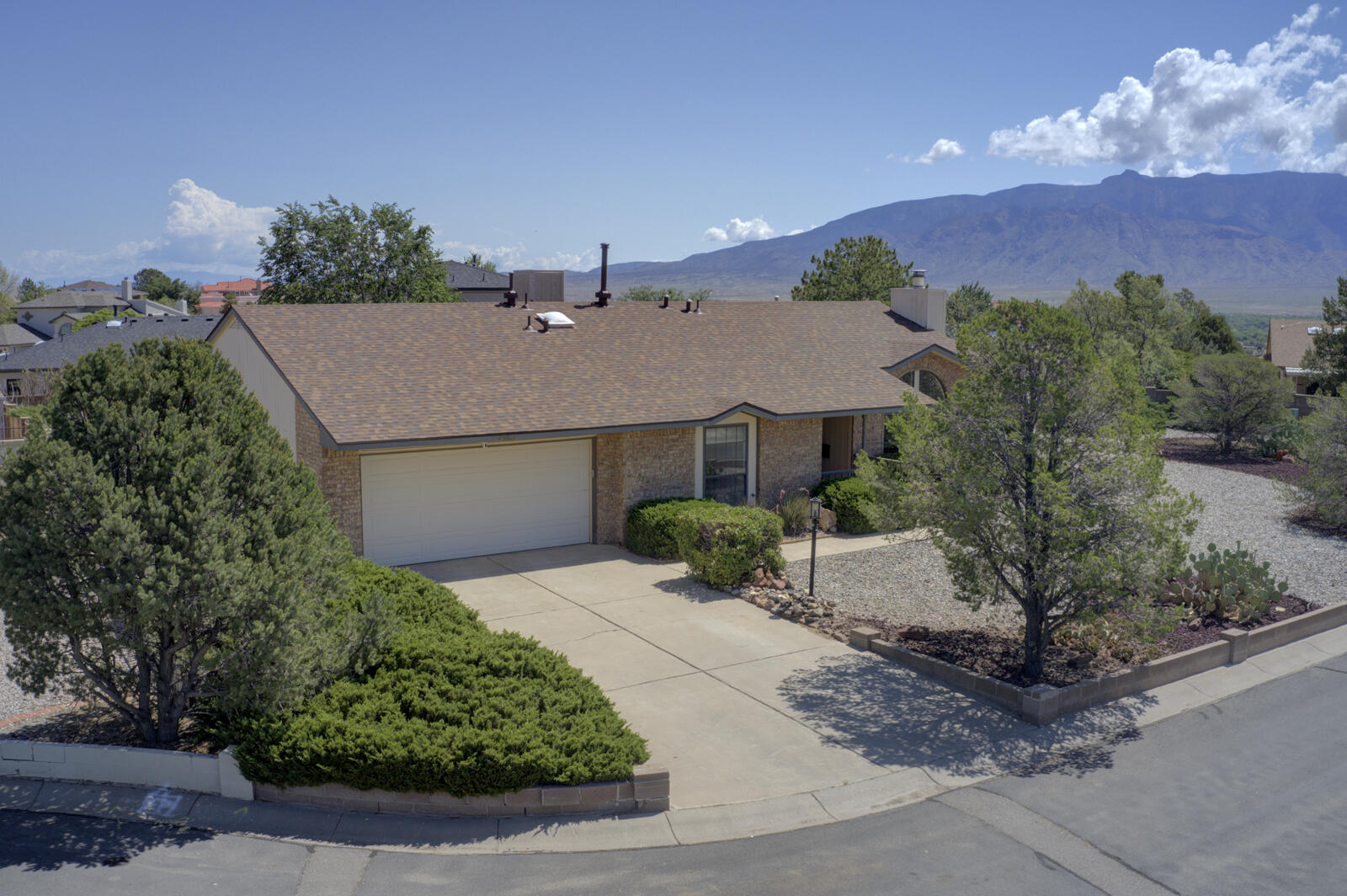 4903 LA PERA Court SE