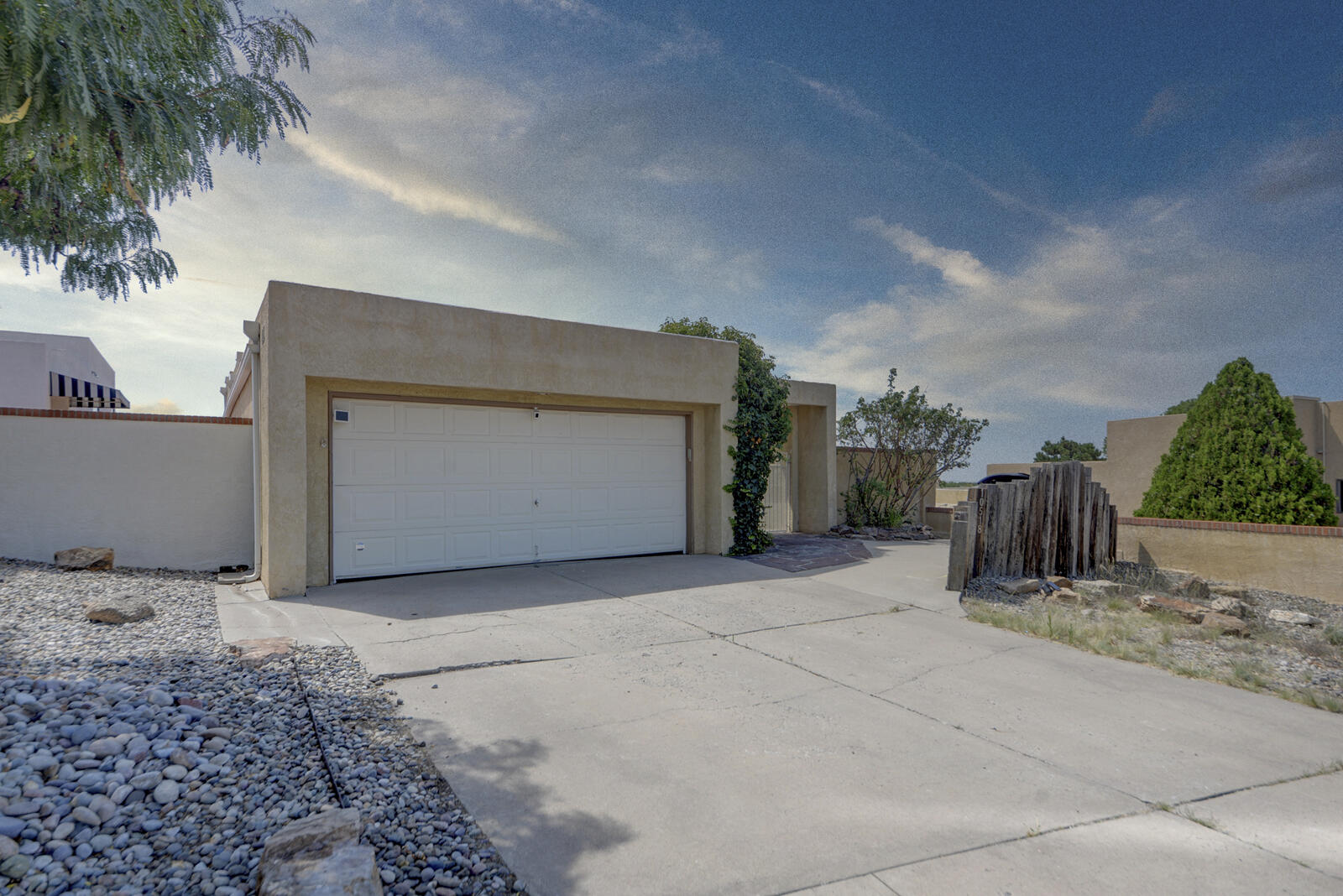 10518 CAMINO DEL OSO NE