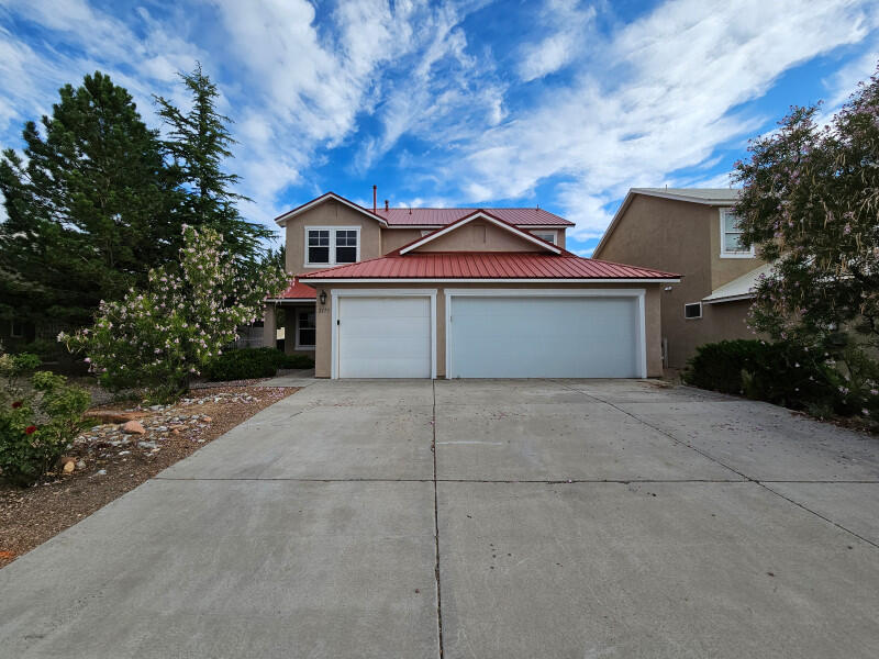 2173 DEER TRAIL Loop NE