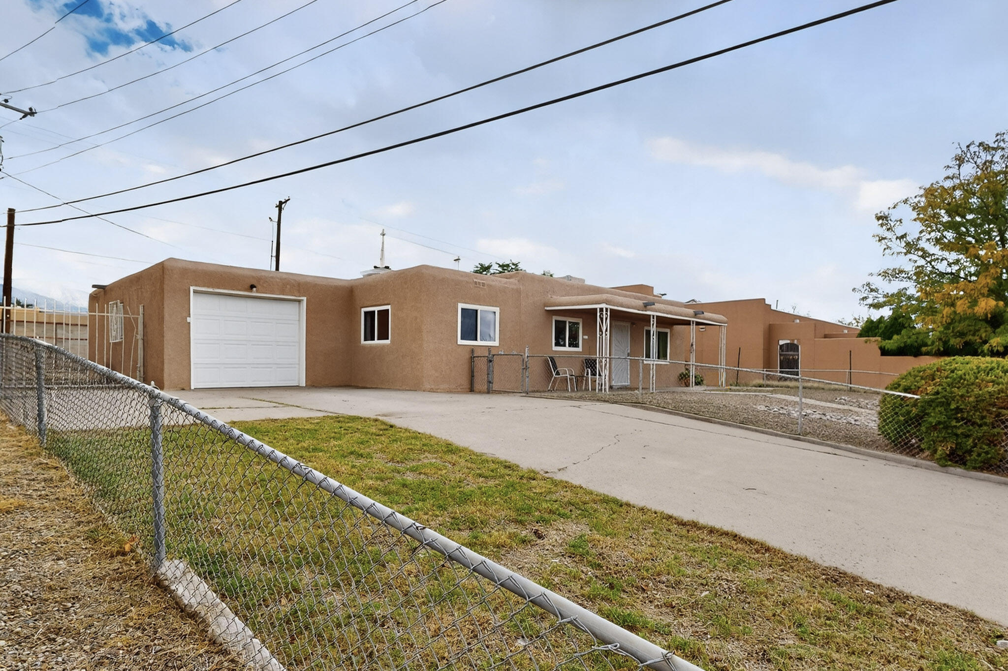 3010 General Chennault NE