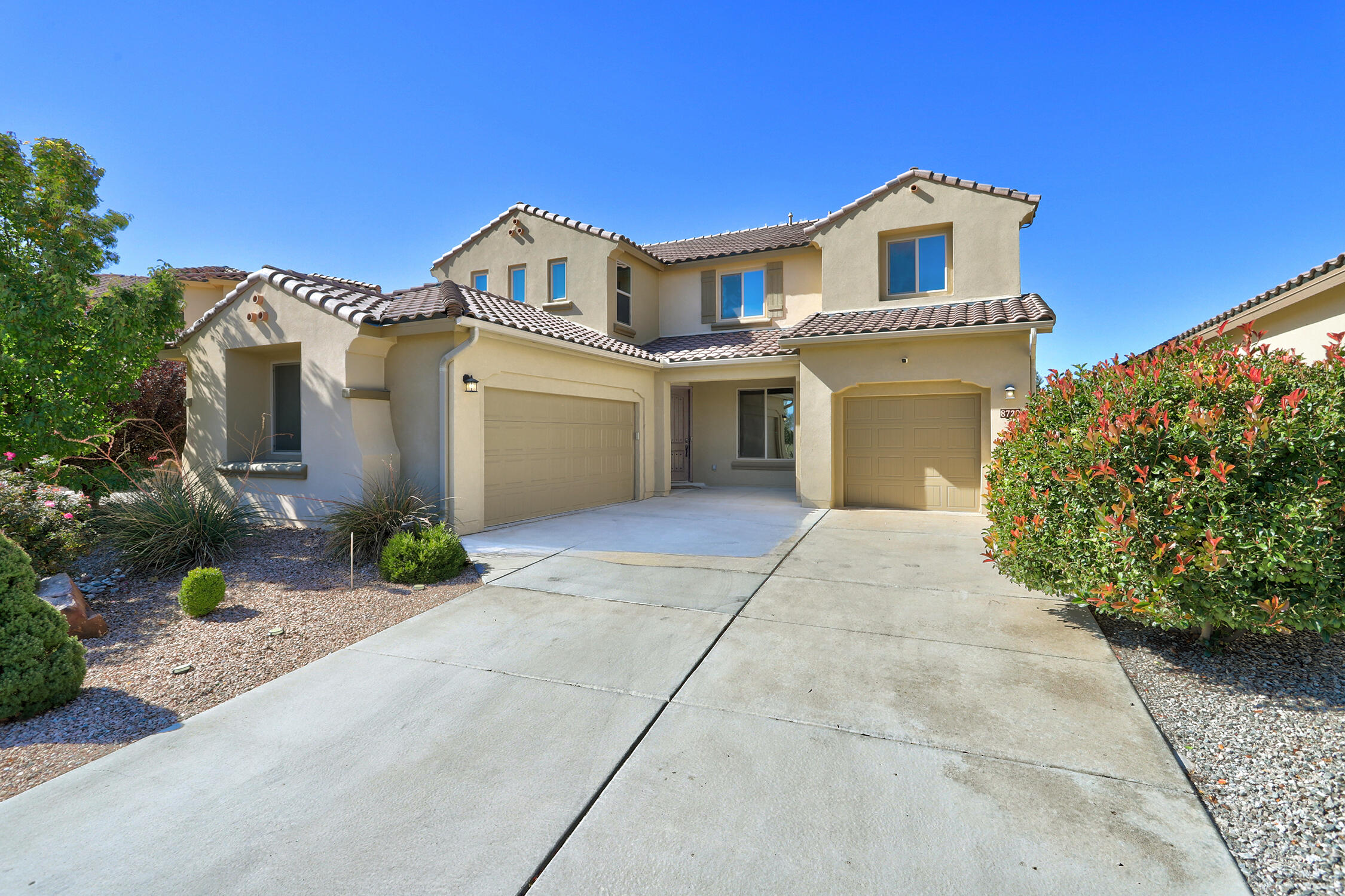 8720 Abierto Vista Circle
