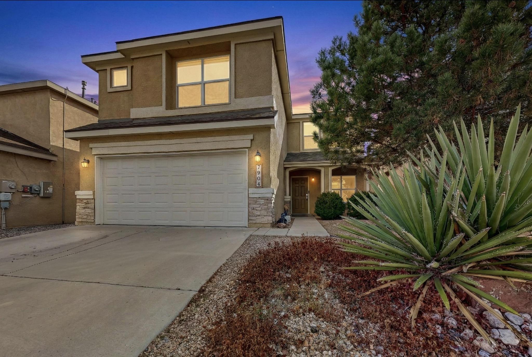 7904 Sierra Altos Place NW