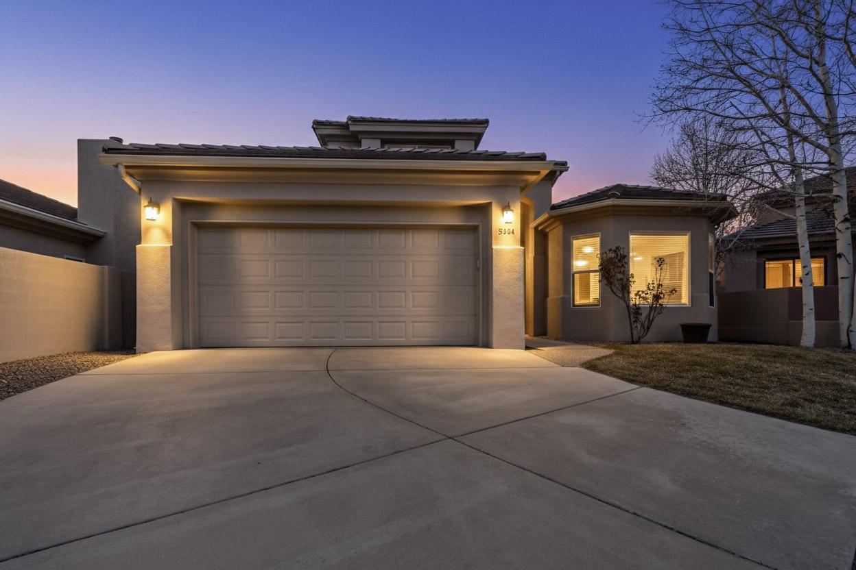 5904 Purple Aster Lane NE