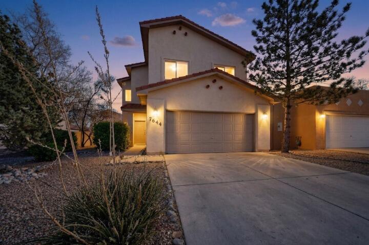 7644 Calle Comodo NE