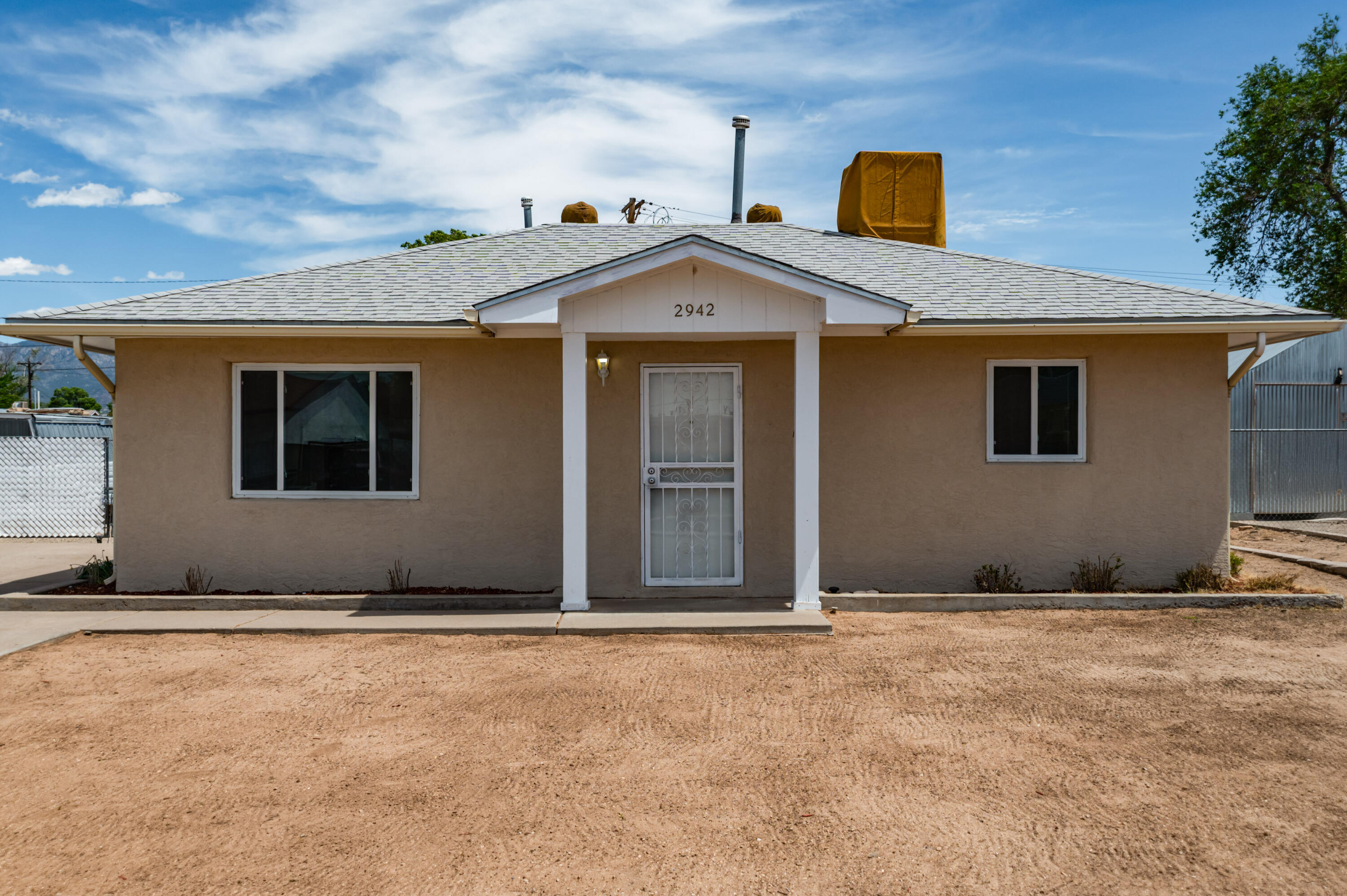 2942 Sierra Drive NE