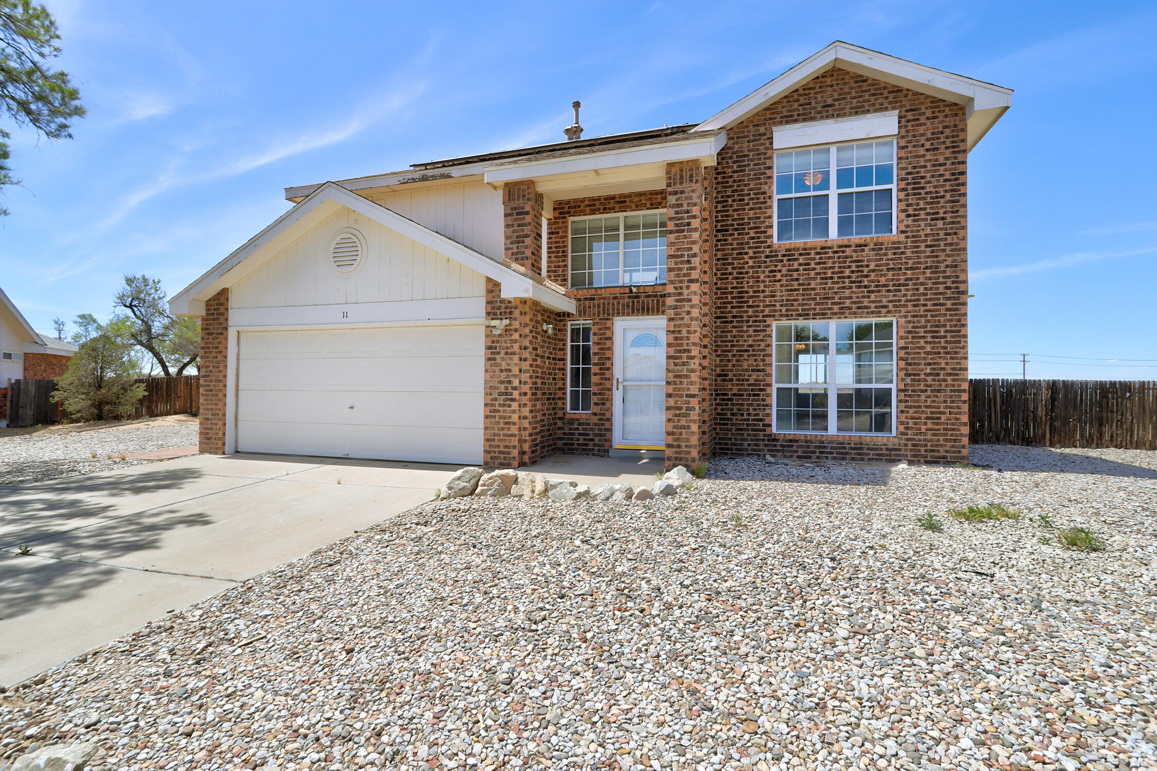 11 Apache Plume Road