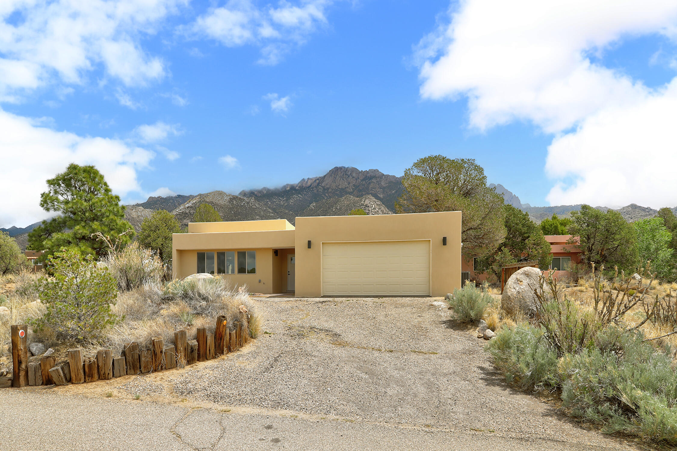 725 Tramway Vista Court NE 14