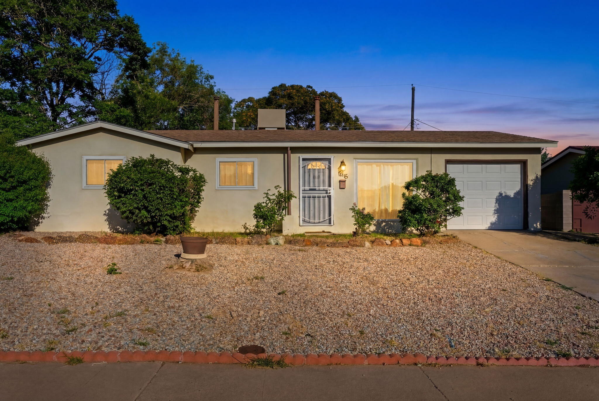 1016 Maxine Street NE