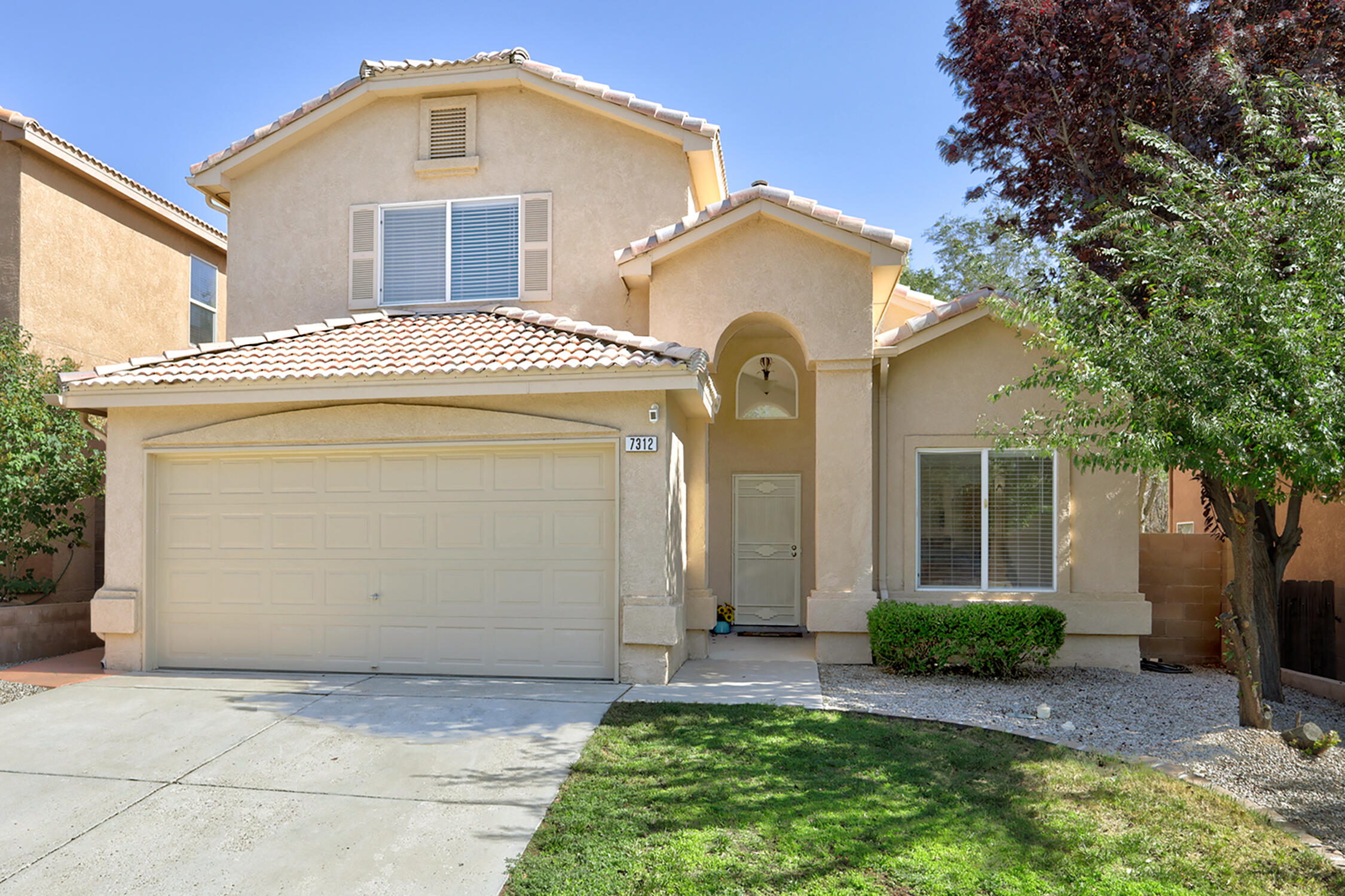 7312 Desert Eagle Road NE