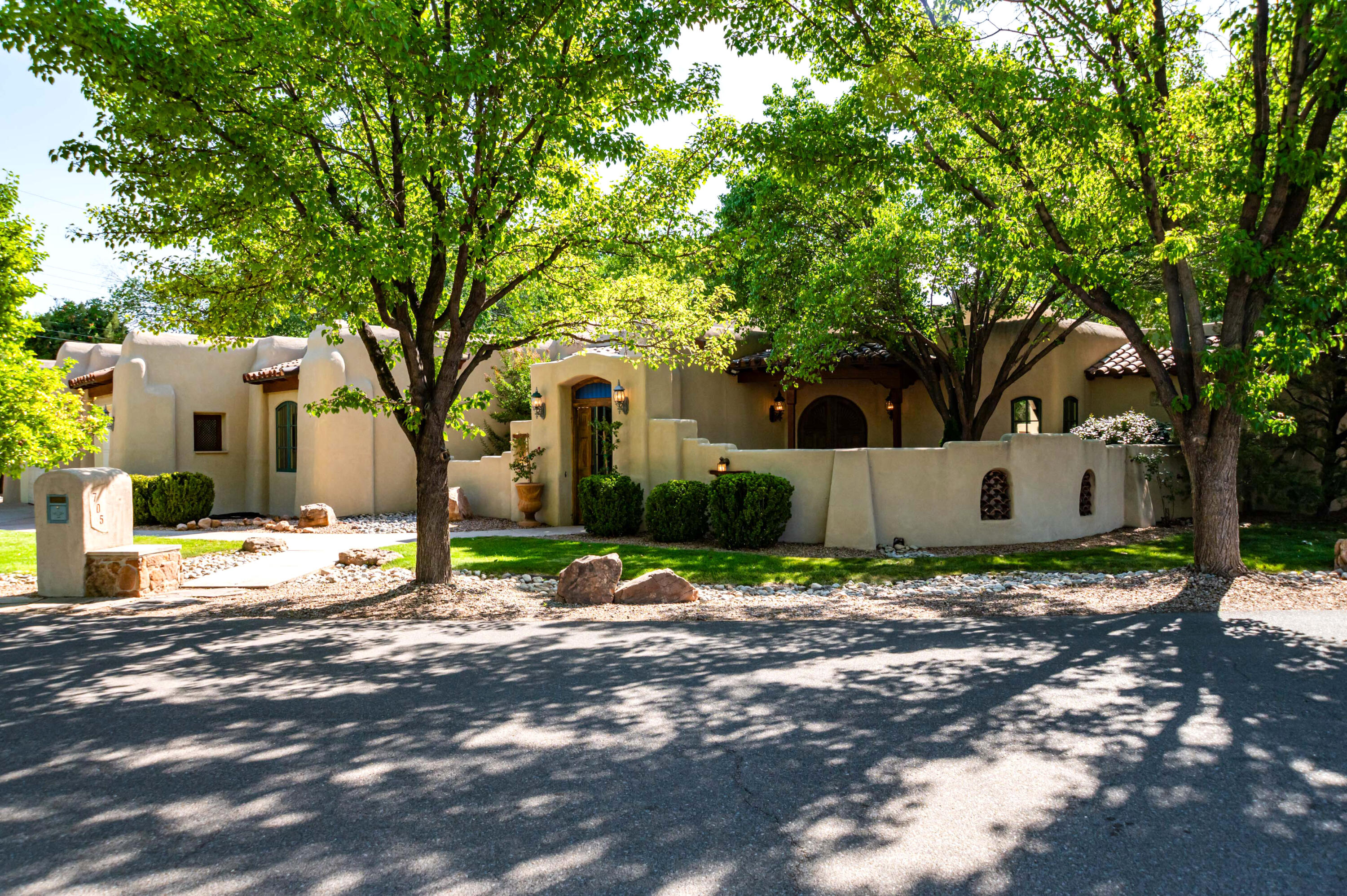 705 Los Prados De Guadalupe Drive NW