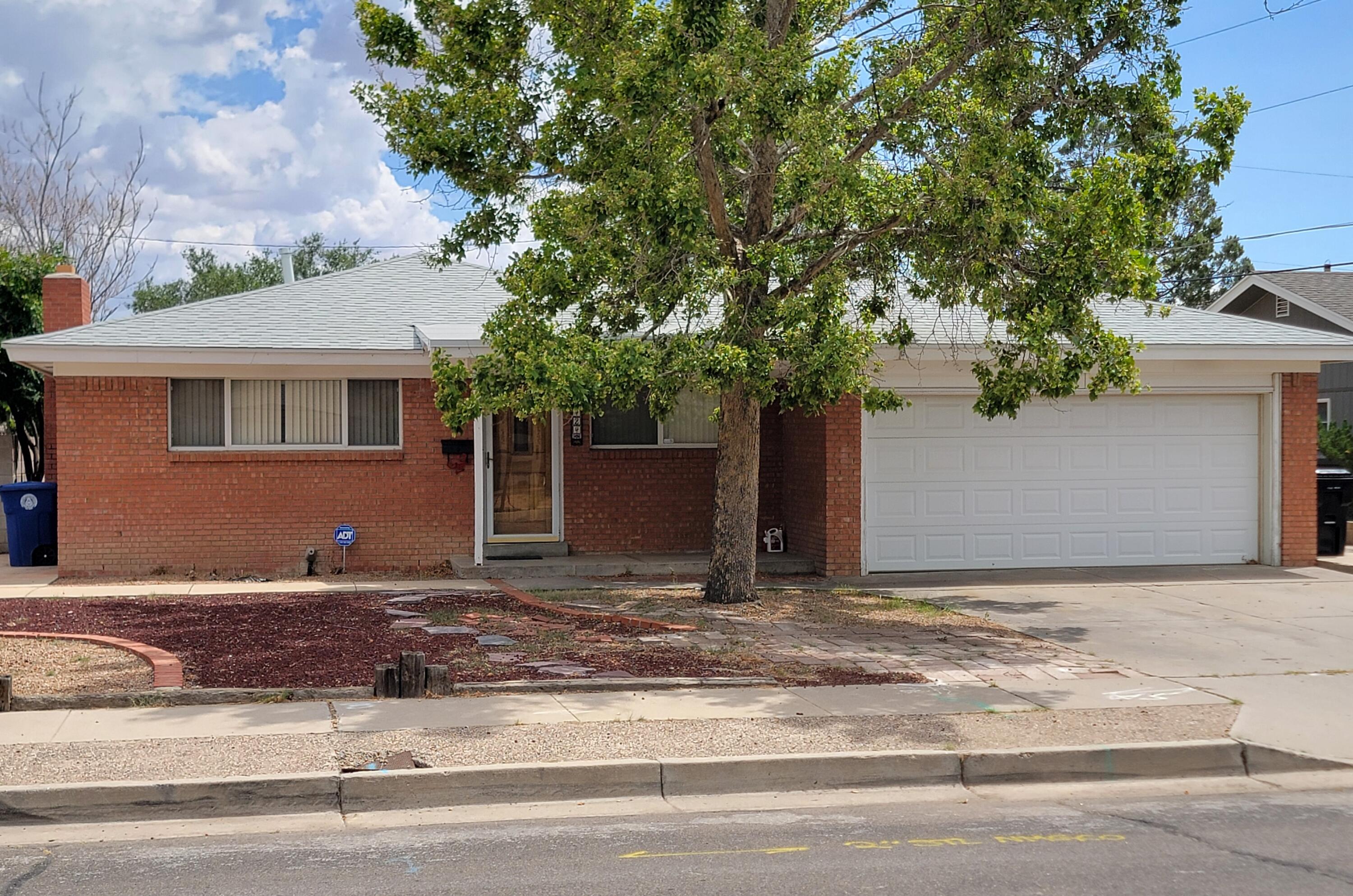 8424 Palo Duro Avenue NE