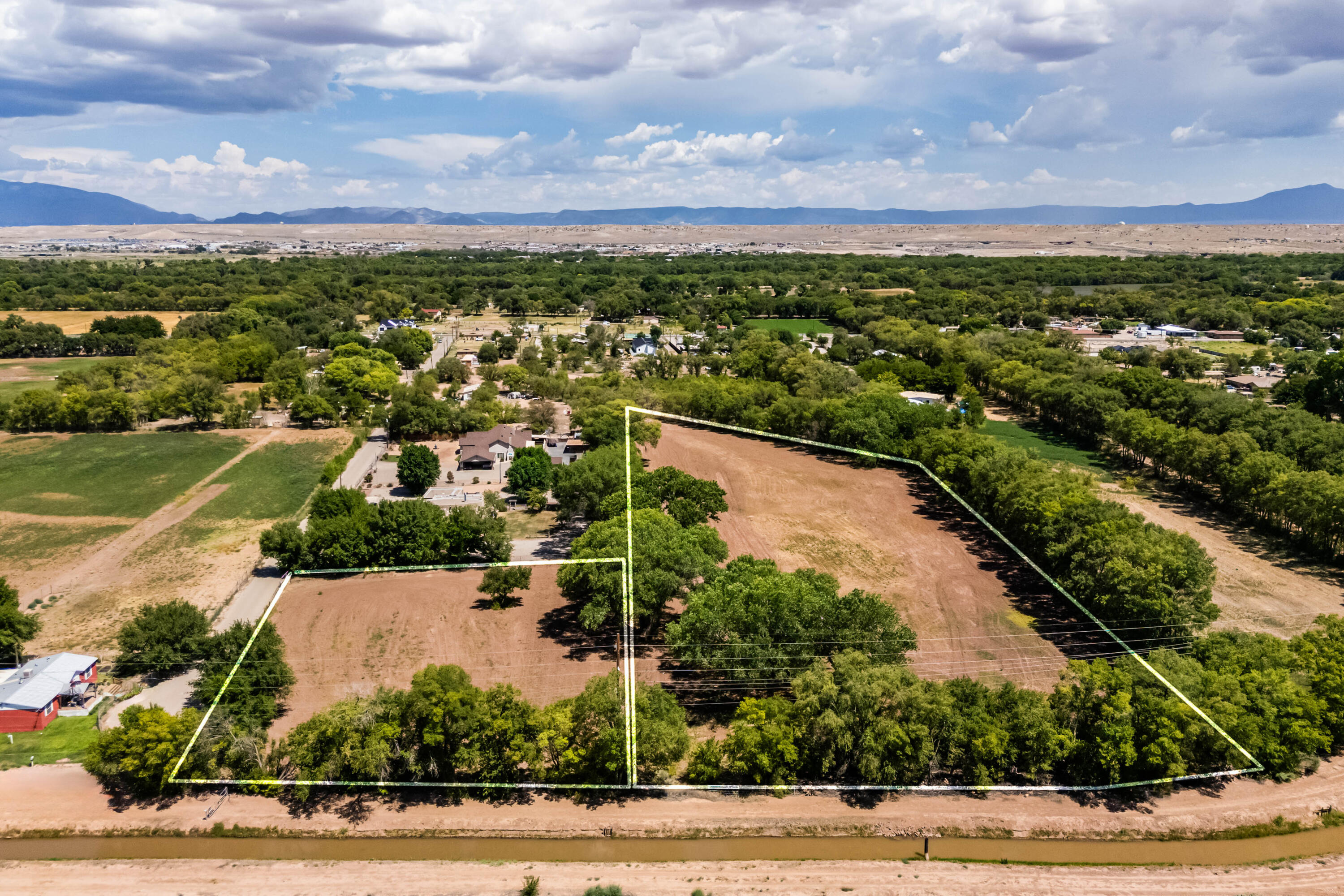 2226 Paul Road SW