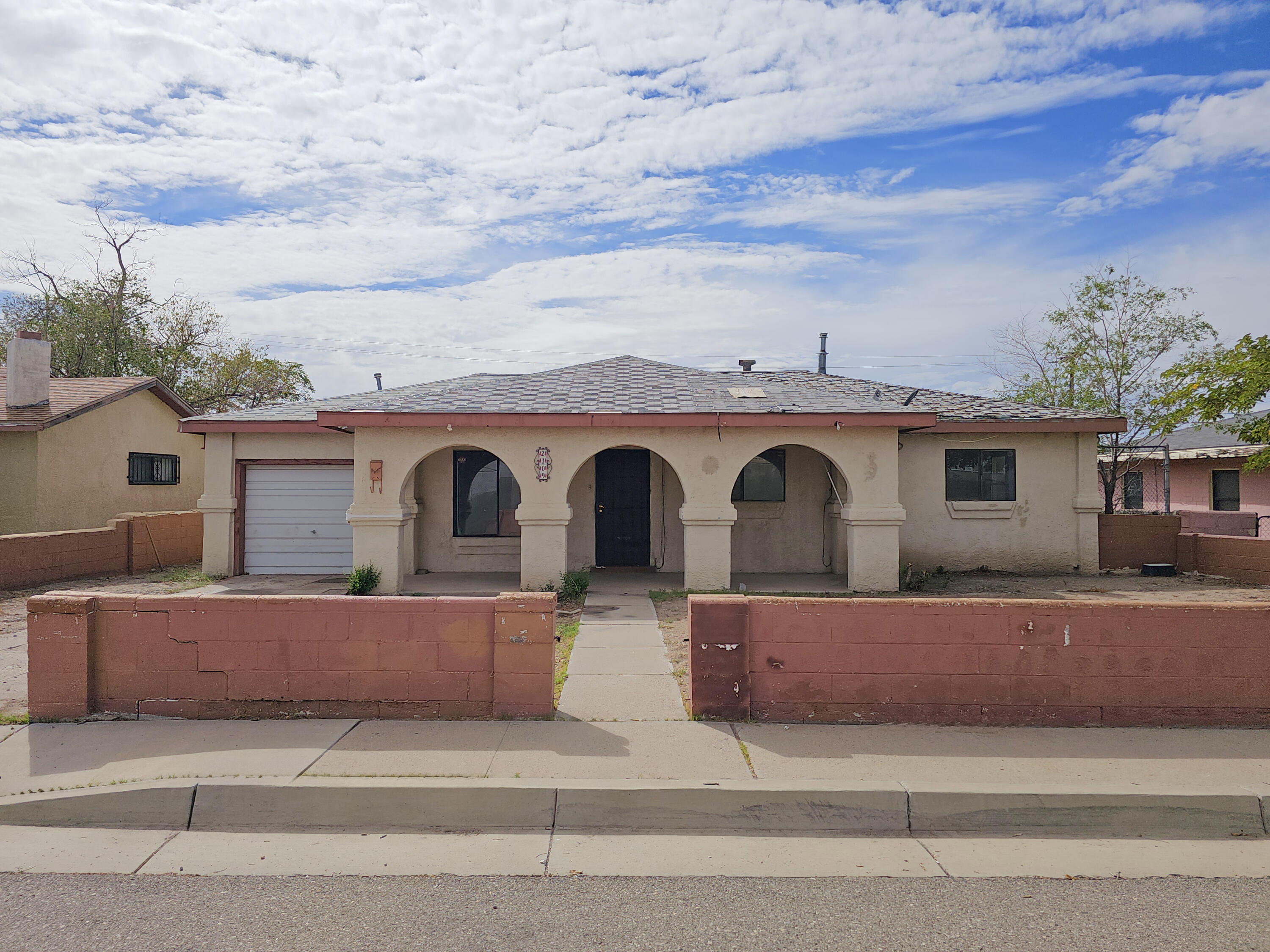 2109 Stanford Drive SE