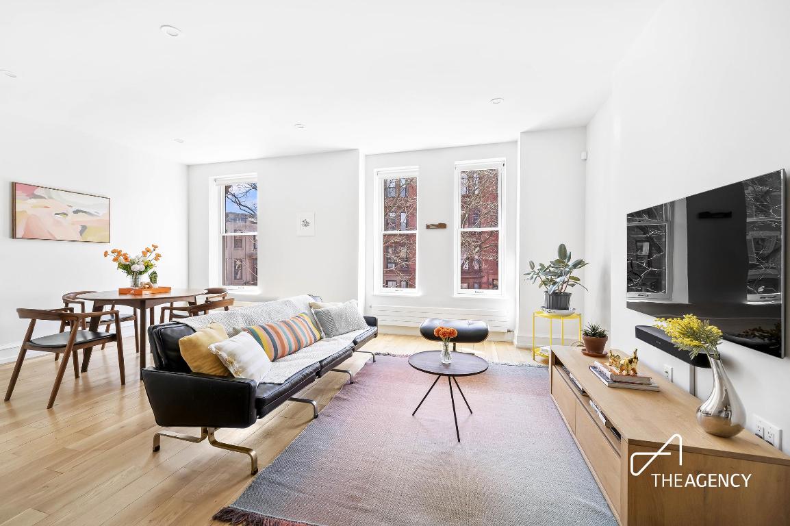 585 10th Street 2