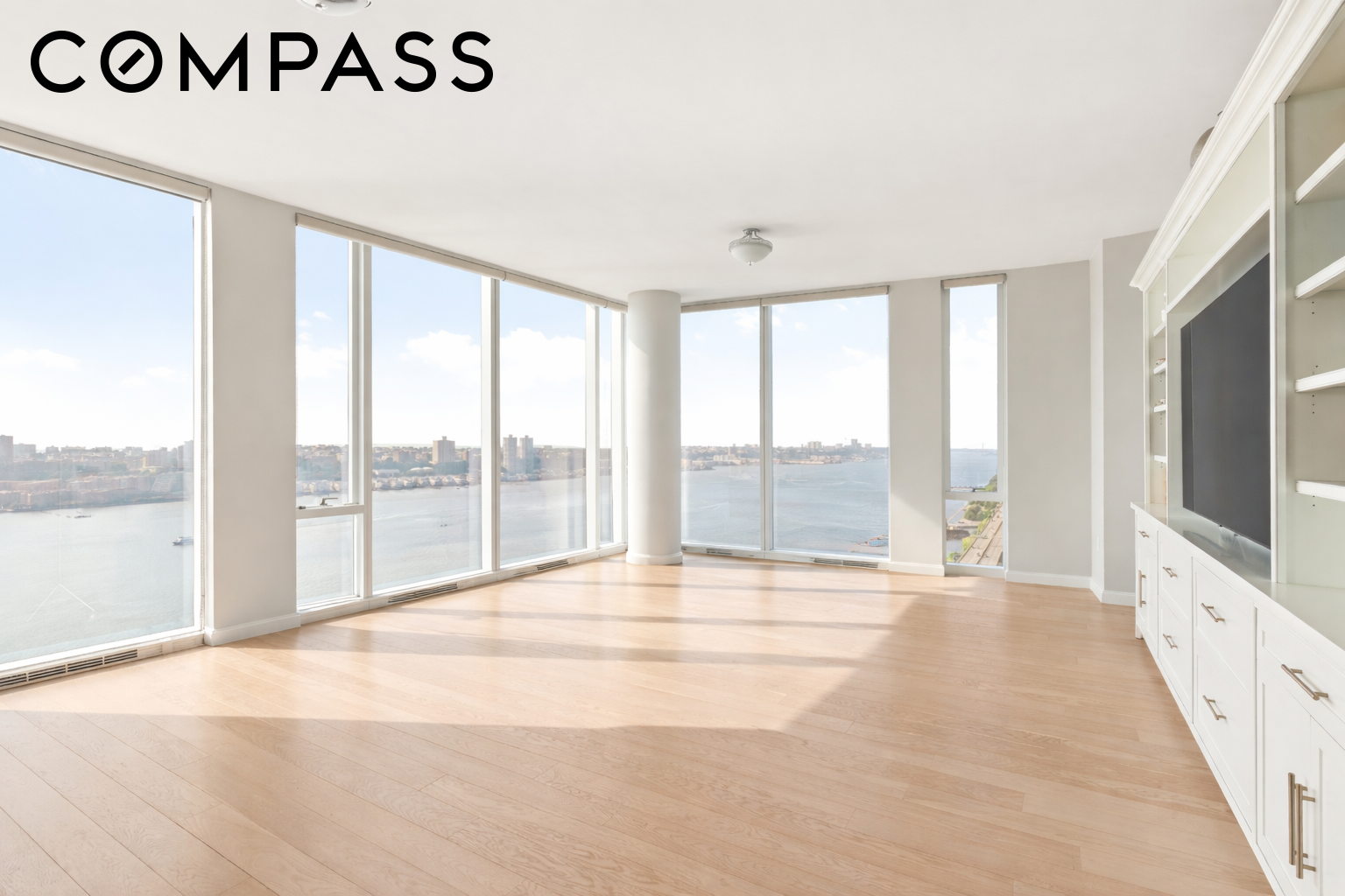 10 Riverside Boulevard 30B