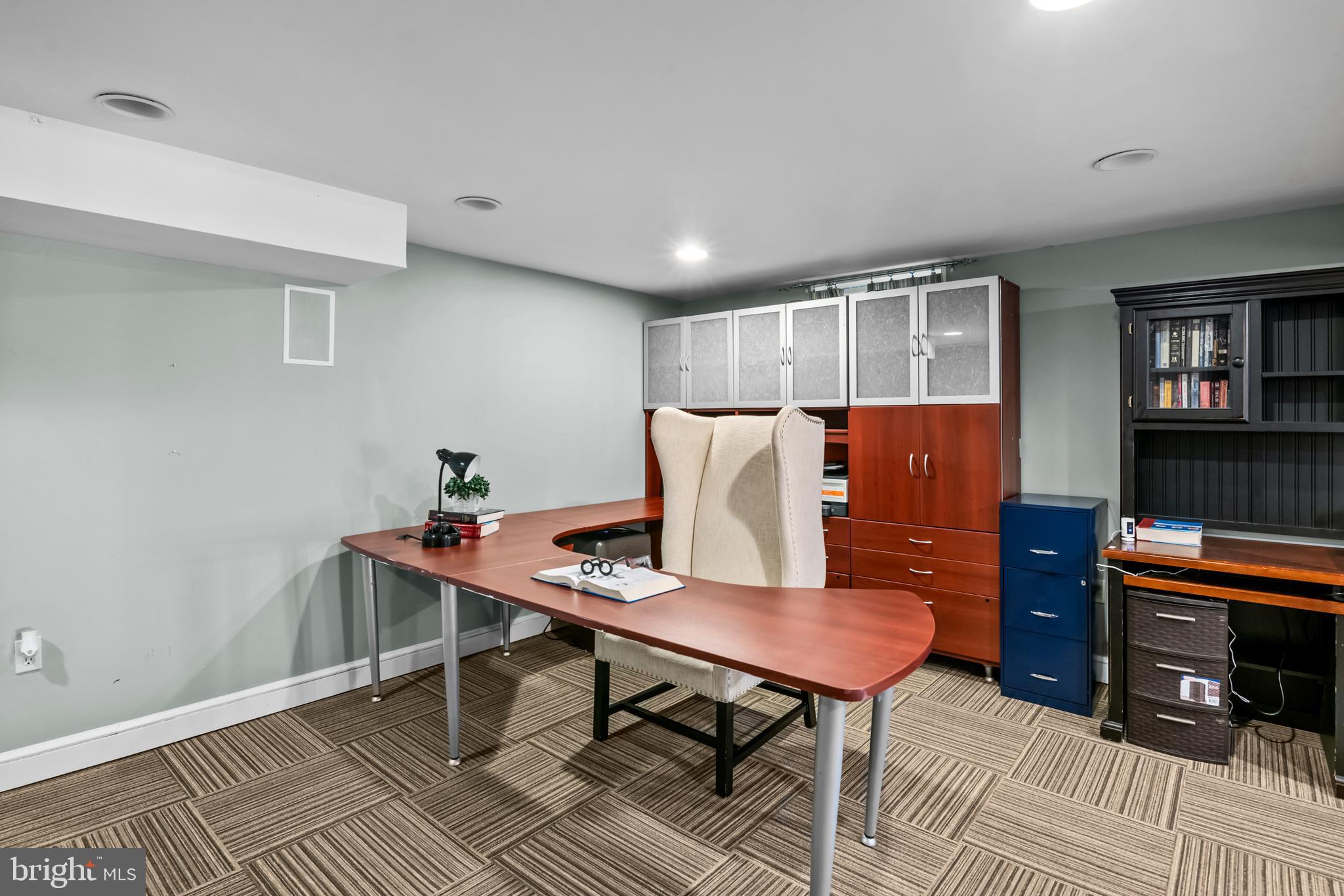 8 Trent Pl
