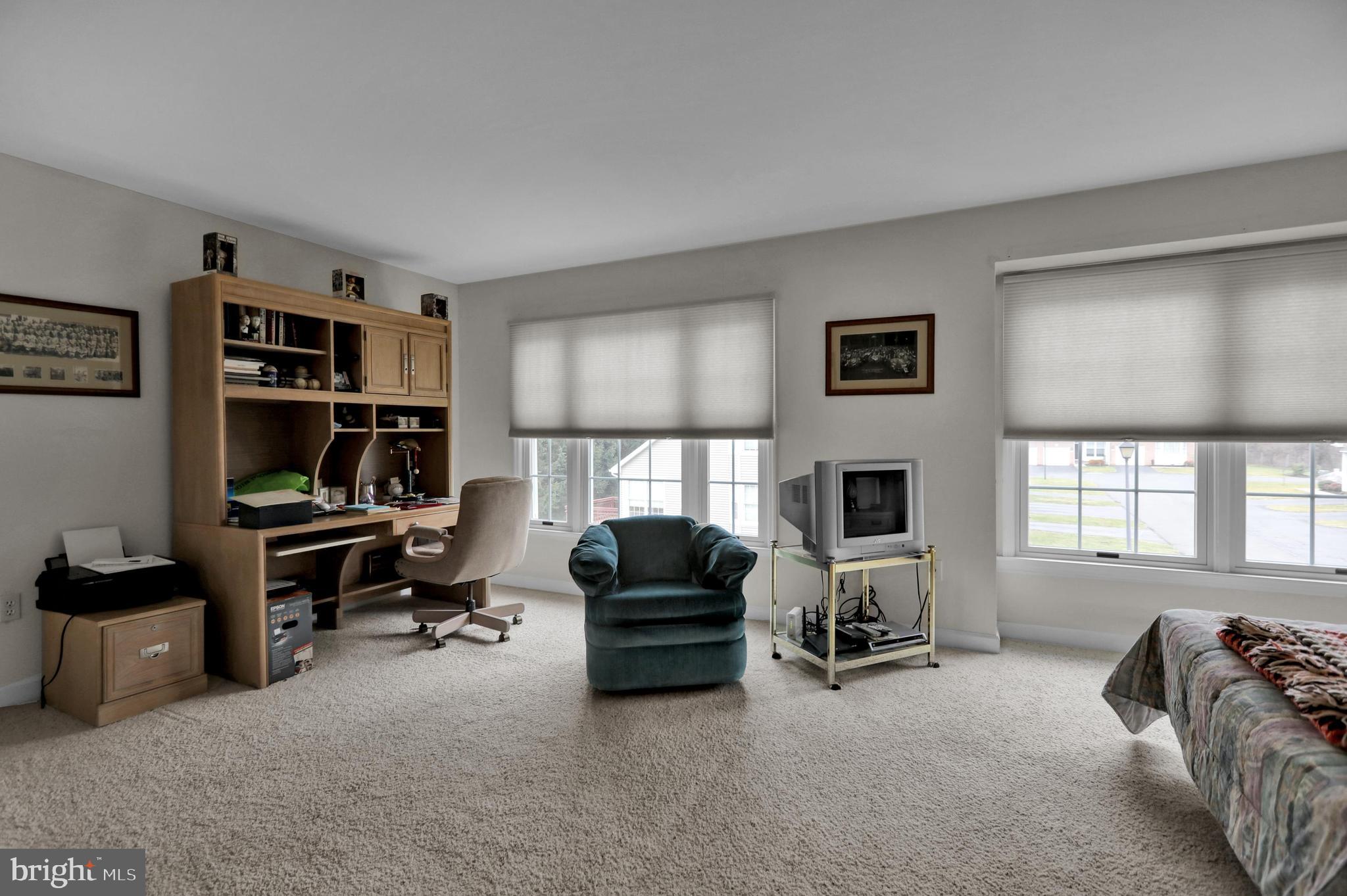 2 Wyomissing Ct