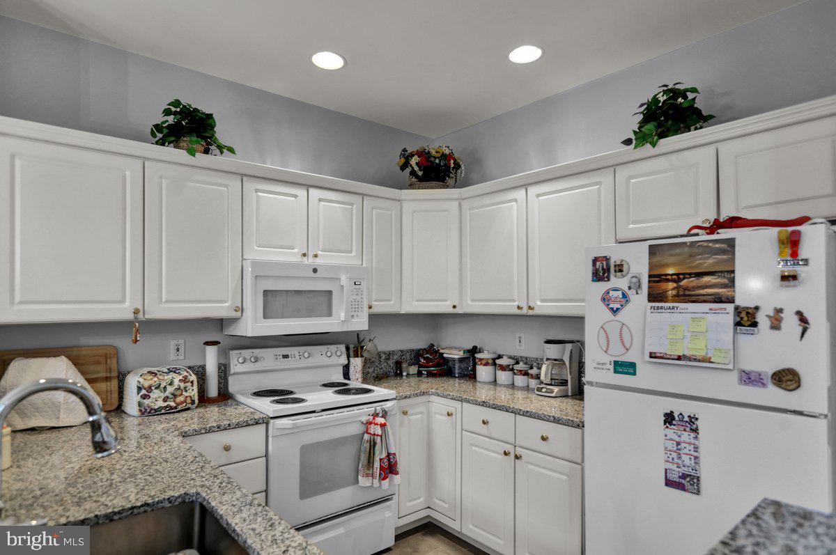 2 Wyomissing Ct