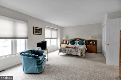 2 Wyomissing Ct