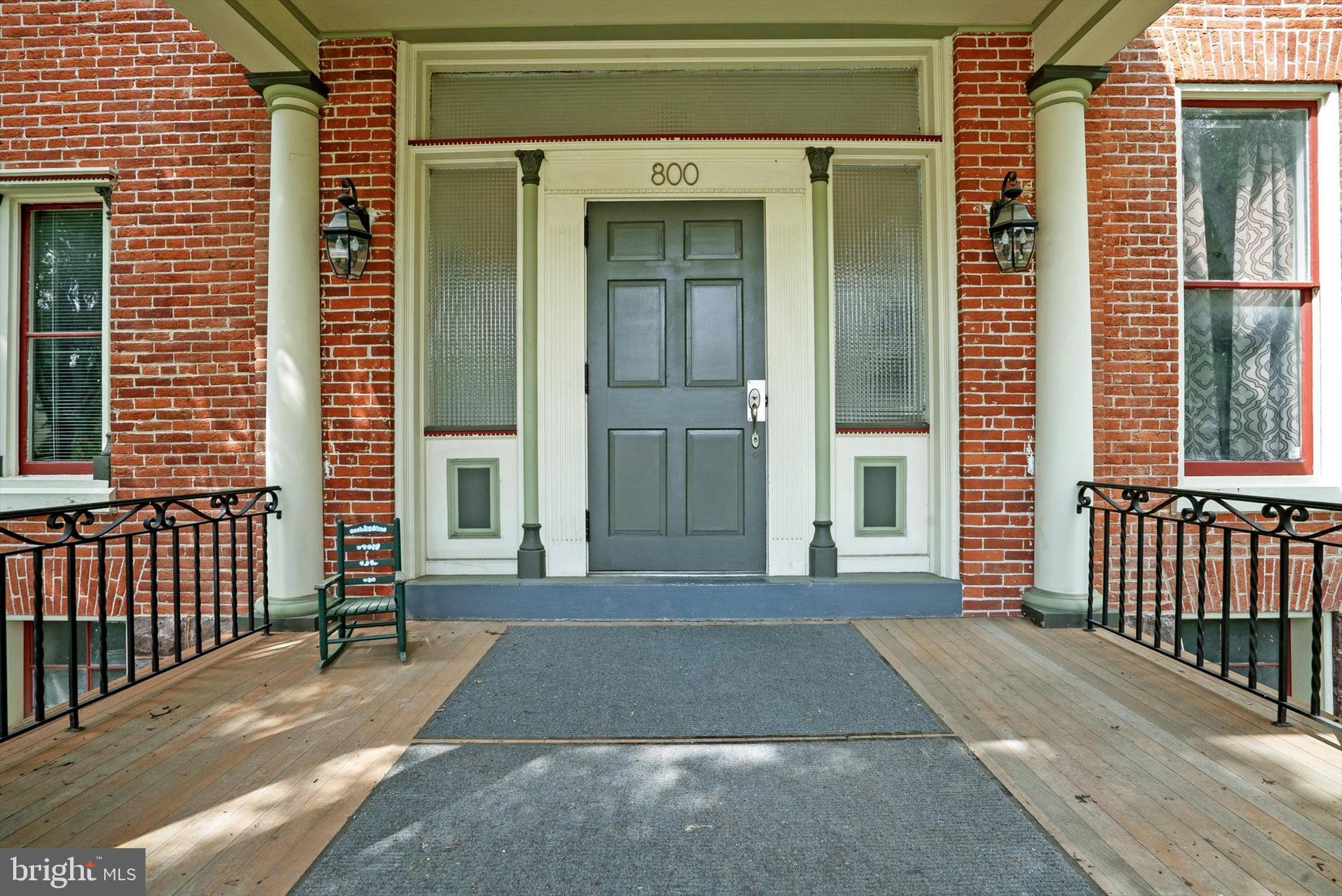 800 N 5th St