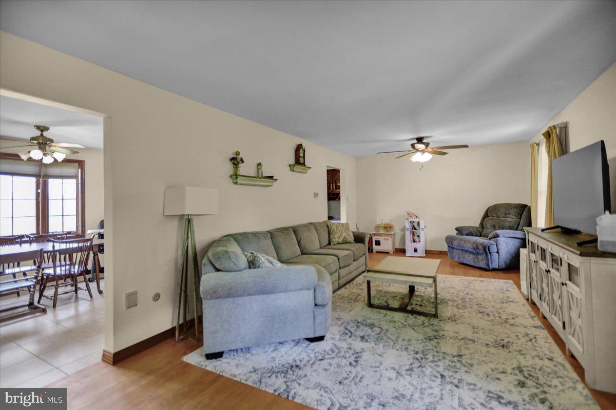 501 Edison Ct