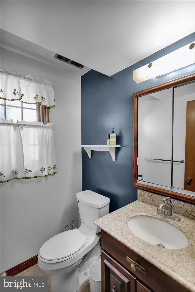 501 Edison Ct