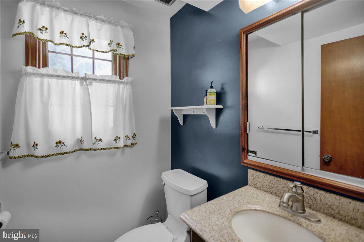 501 Edison Ct