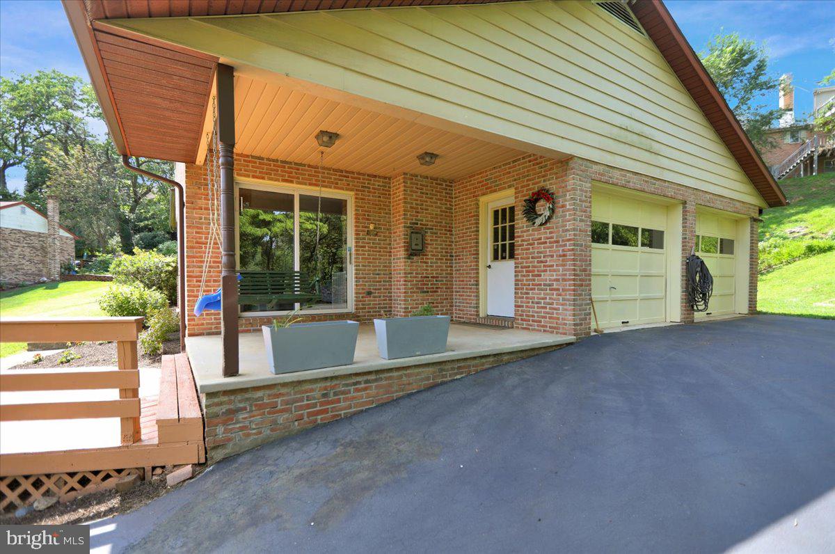 501 Edison Ct