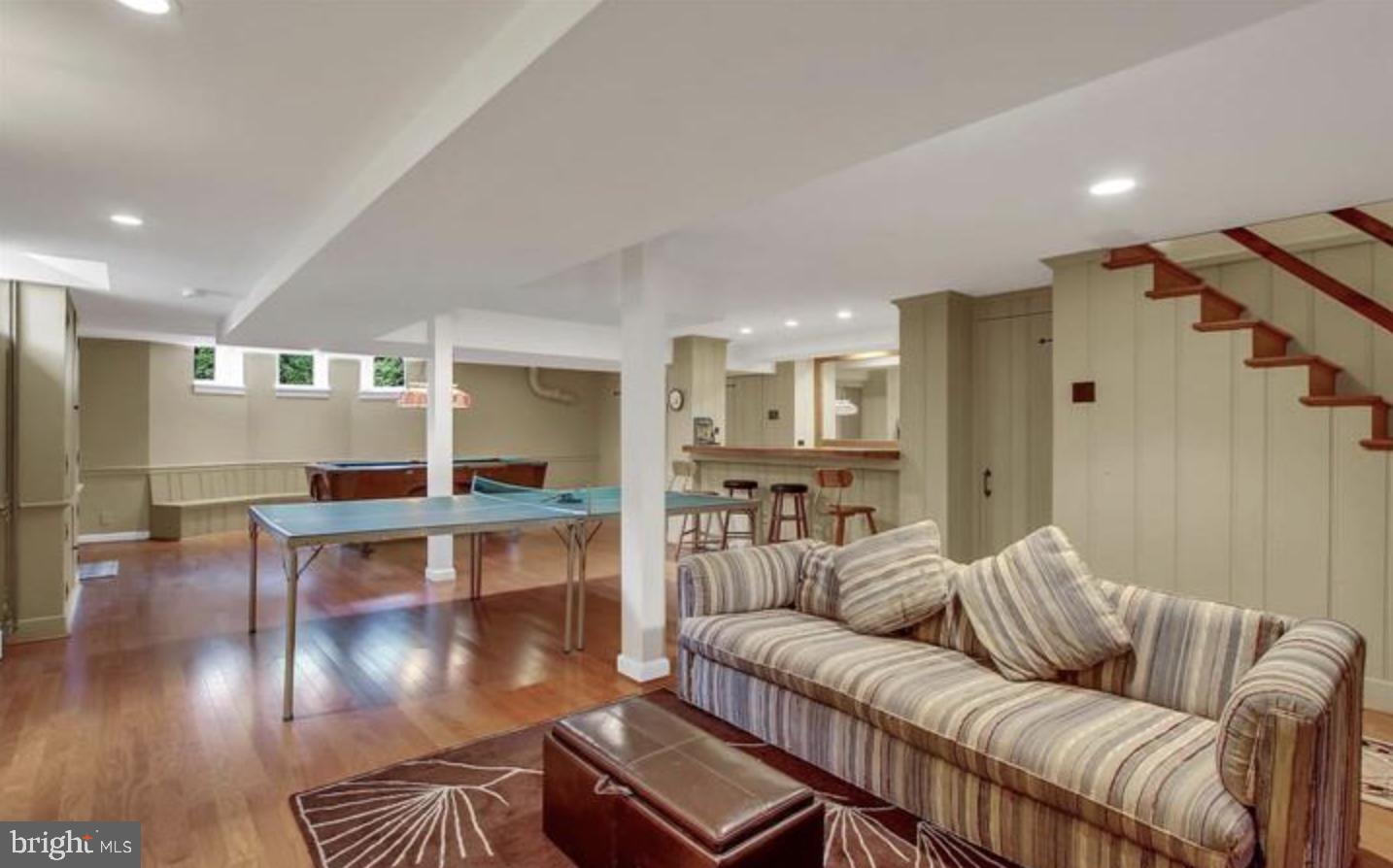 22 WYOMISSING BOULEVARD