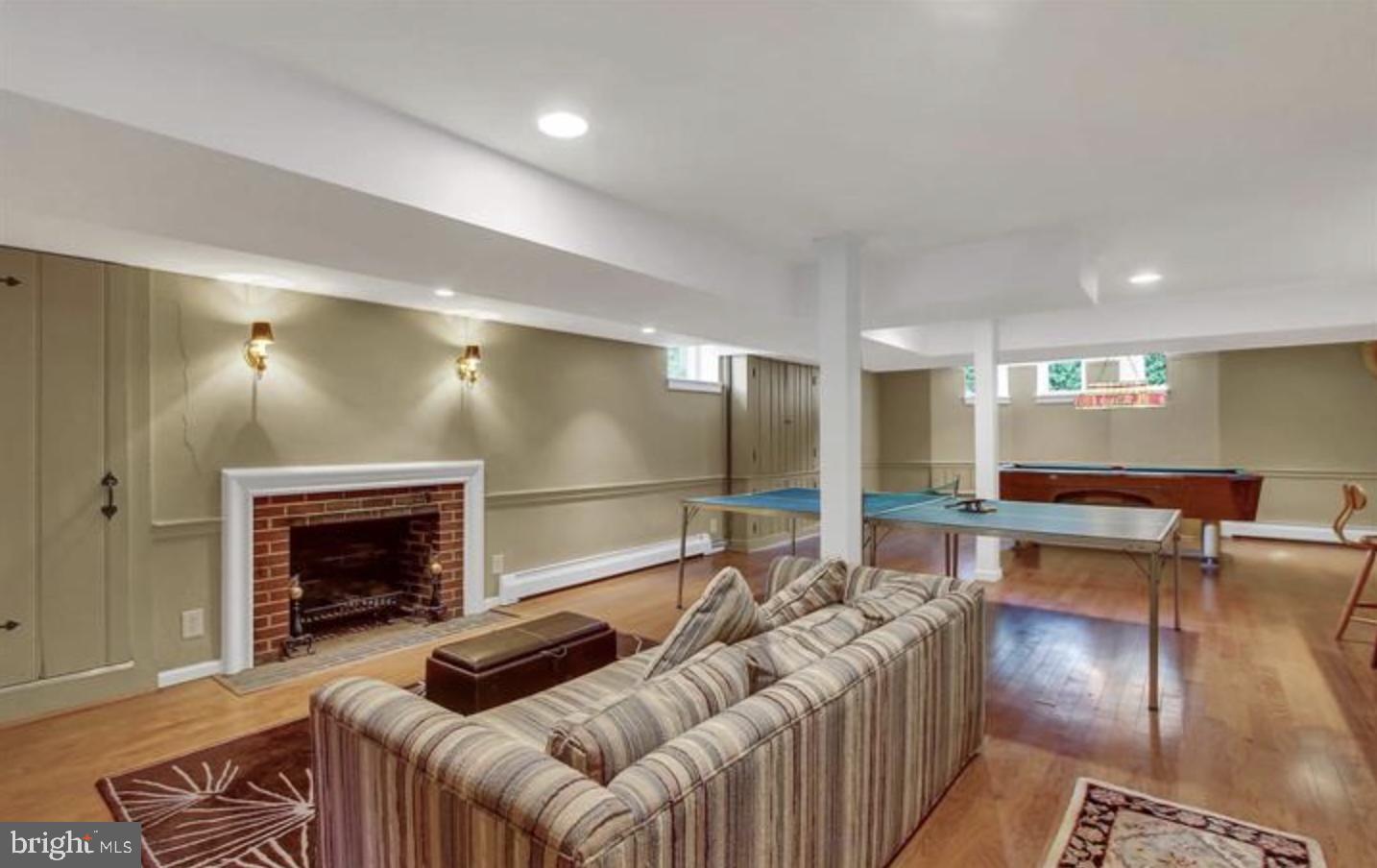22 WYOMISSING BOULEVARD