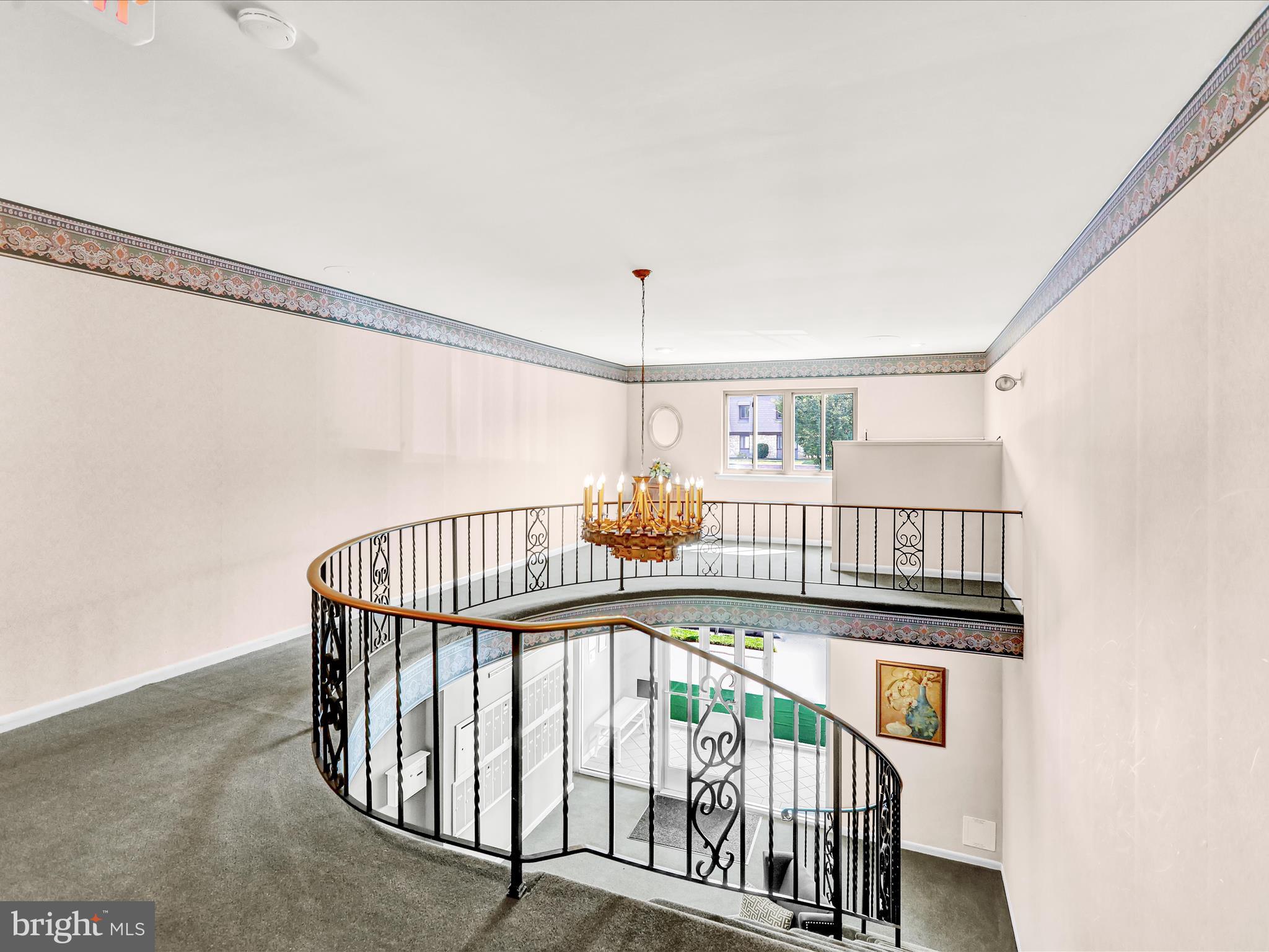 1801 CAMBRIDGE AVENUE B4