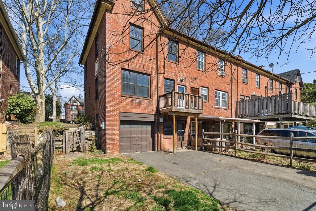315 SUNSET ROAD