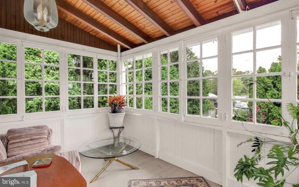 22 WYOMISSING