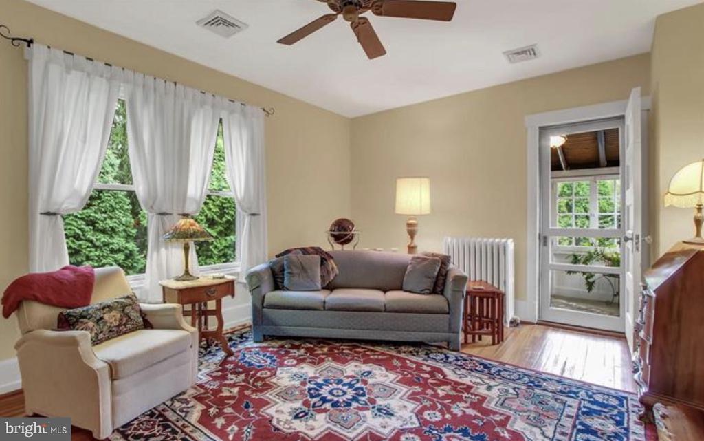 22 WYOMISSING