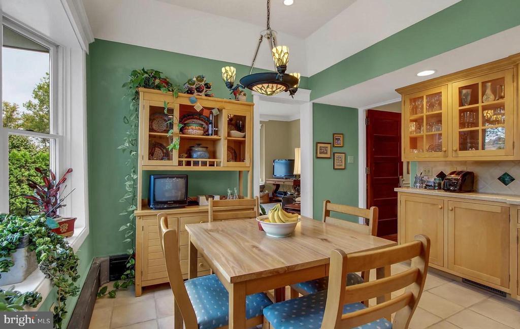 22 WYOMISSING