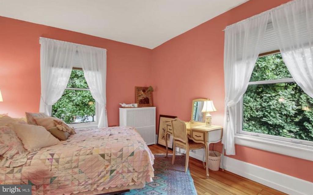 22 WYOMISSING