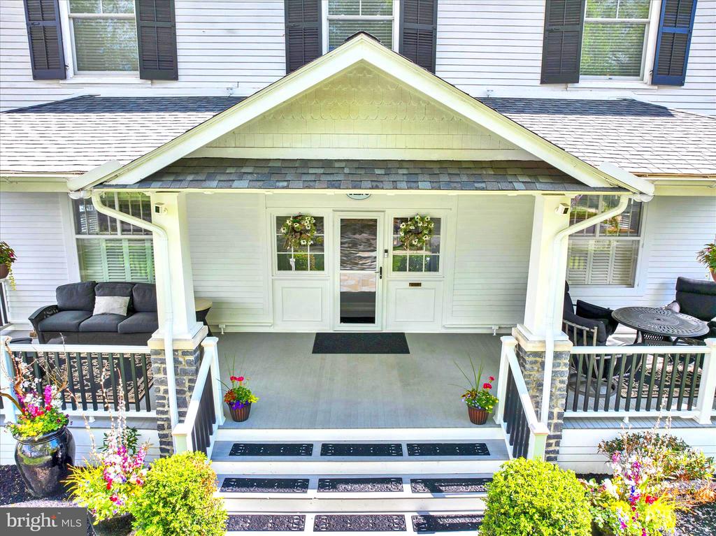1240 DAUPHIN AVENUE
