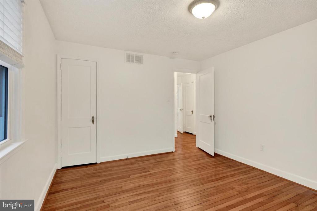 404 SPRUCE STREET