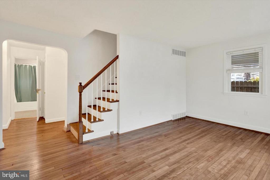 404 SPRUCE STREET