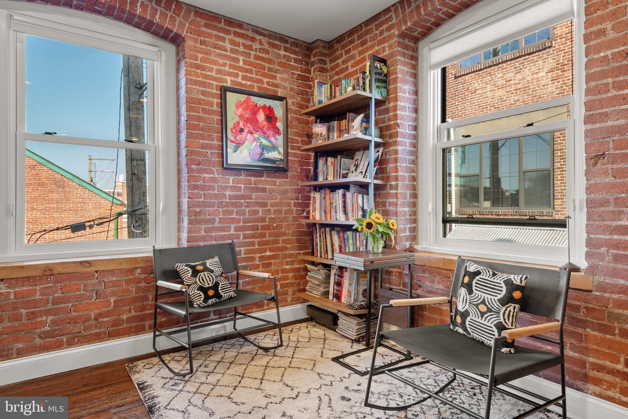 228 E Grant St #2b